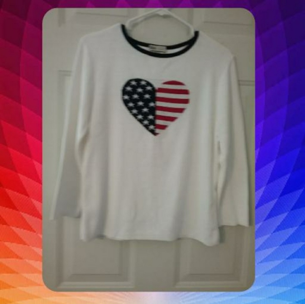 Aweasome Sweater With Patriotic  heart